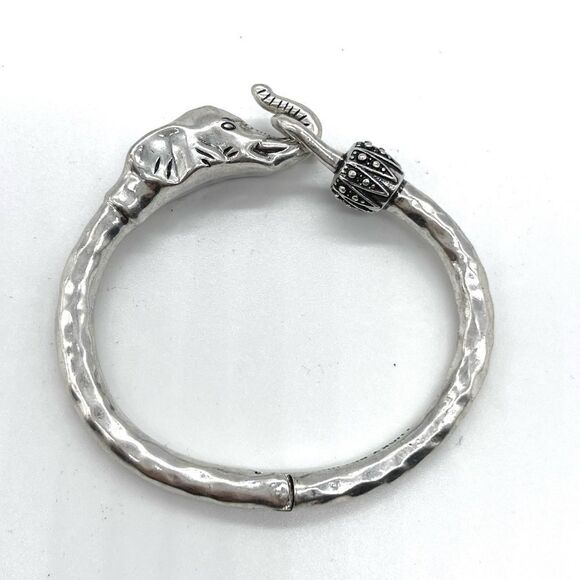 Lucky 🍀 Brand Elephant Bracelet - Picture 4 of 4